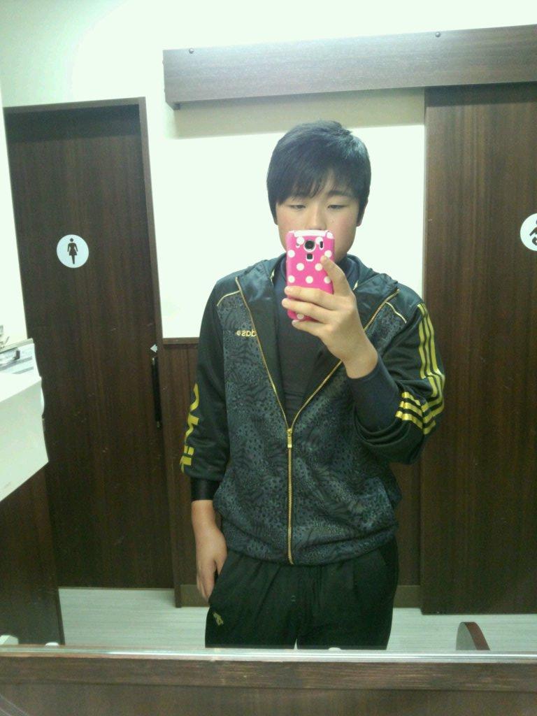 larklikdalassi3's profile picture. 高1男子　　　フォローよろ      DMきて