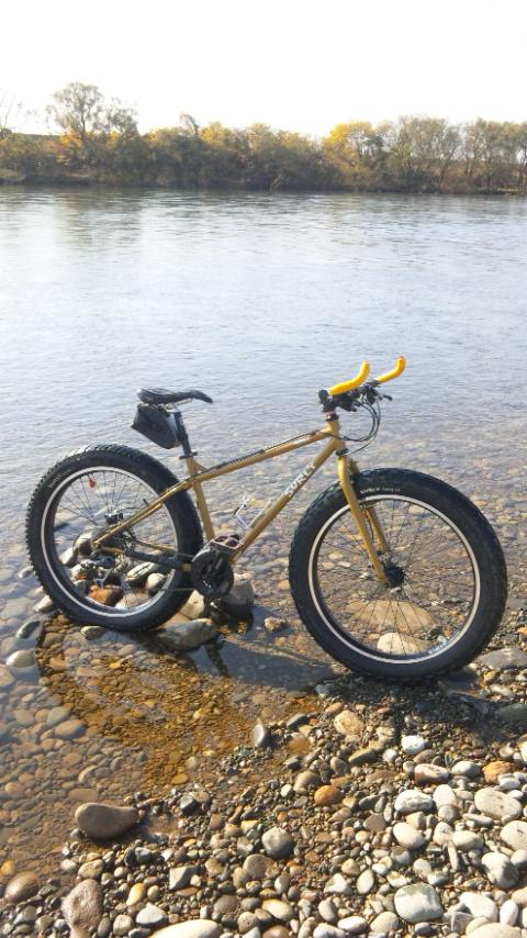 自転車大好きです！（ＭＴＢもロードも）サーリーのパグスレイとブードゥーのフードゥー乗ってます。ジムニー（JA12W）は愛してます♪サッカー サウルコス福井の応援も！