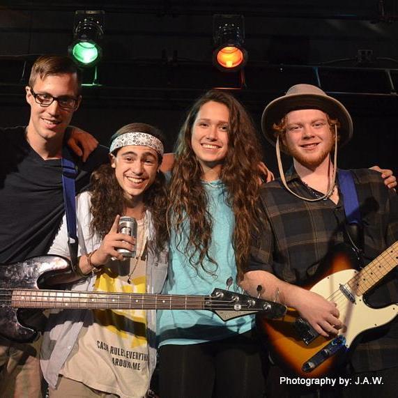 Friendliest band with the the chillest of vibes ;) Tweets by Dan and Austin
