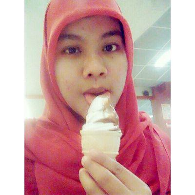 seorg cew yg biasa² aj