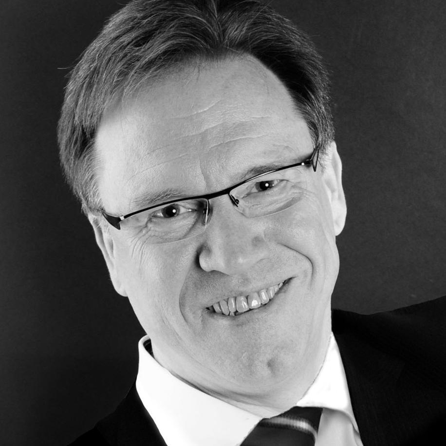 Neues fördern und ihm zu Akzeptanz verhelfen: Mit Neugier, Wissen, Kreativität und Tatkraft gelingt das! Als Berater und Projektmanager kümmere ich mich darum.