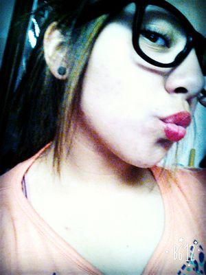 WhatsApp: 55 45 06 89 50... FB: Nirvaly Eme Ge.... TENGO NOVIO CHAVOS ♡ Dejen de chingar *-*