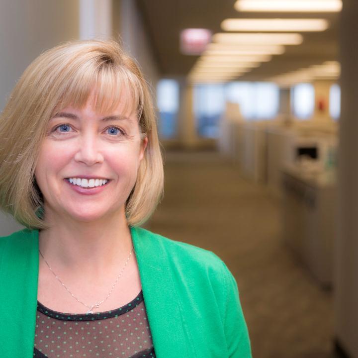 Mom of 4 busy kids, VP (@InteractiveHlth)