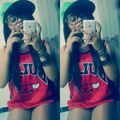 EOOL SOU LUANETE Luto sem limites Por um abraço..... VIVO POR UM SONHO e me apaixonei pelo o dono dele ♡ LS ♡