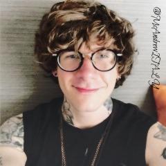 There's pain and there's glory, but this is my story - Matt McAndrew       ||                         Wasted love is out now,go get it https://t.co/KK3ytewv5Y