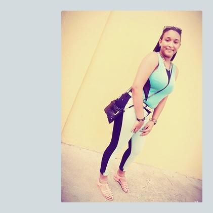 |♡✌ No piense tanto deja que la vida te solprenda.