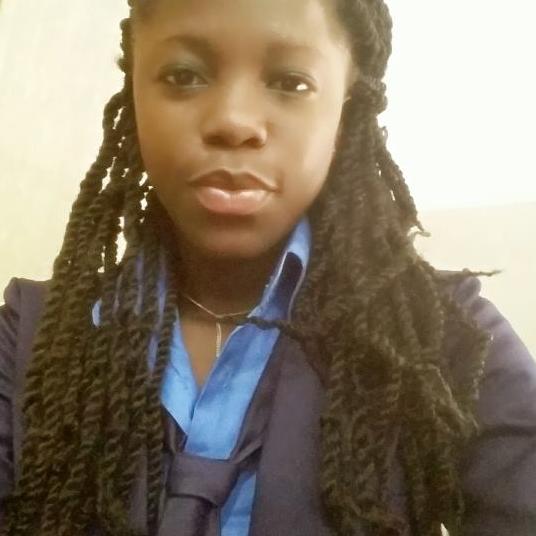 Etudiante en droit . •