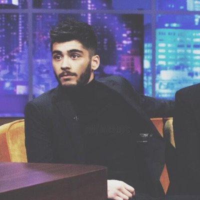 FOLLOW @sizezjm FOR FREE FOLLOWS, TWEET HER WHEN DONE