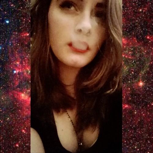 16 years old ✌  Hippie vibes man ✨, be cool.