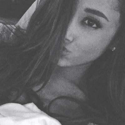 harrzshjsskkskd's profile picture. pls follow me @puredylans i will follow back if you ask me