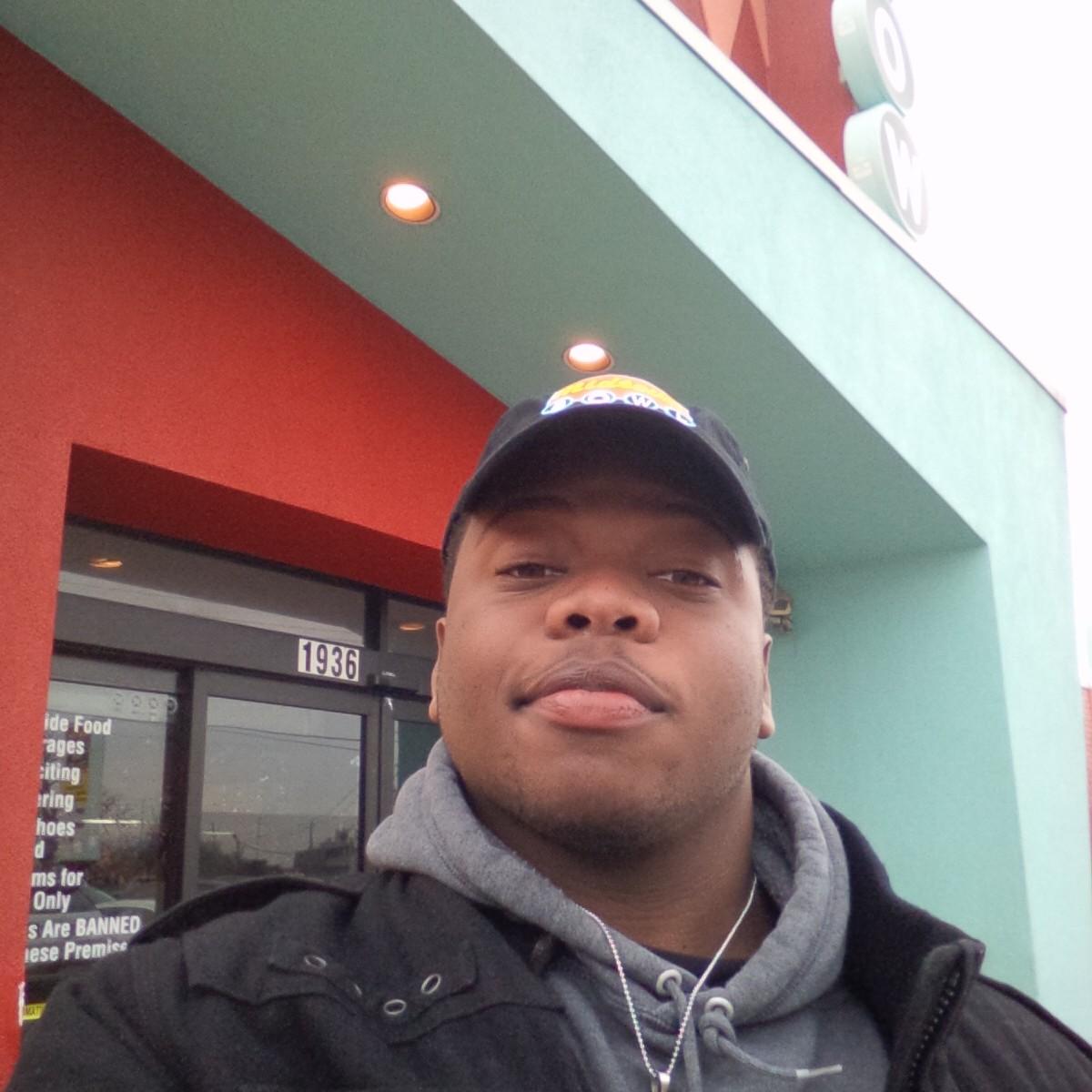 Bigtankmoney's profile picture. From CSU To BCU. I still have the same goals, get closer to God, graduate, and find Marcus Jesus Sherman.