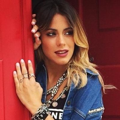 Tini Stoessel es mi sonrisa❤️esperando Tini solista❤️soy italiana❤️un beso a todas las tinistas.❤️