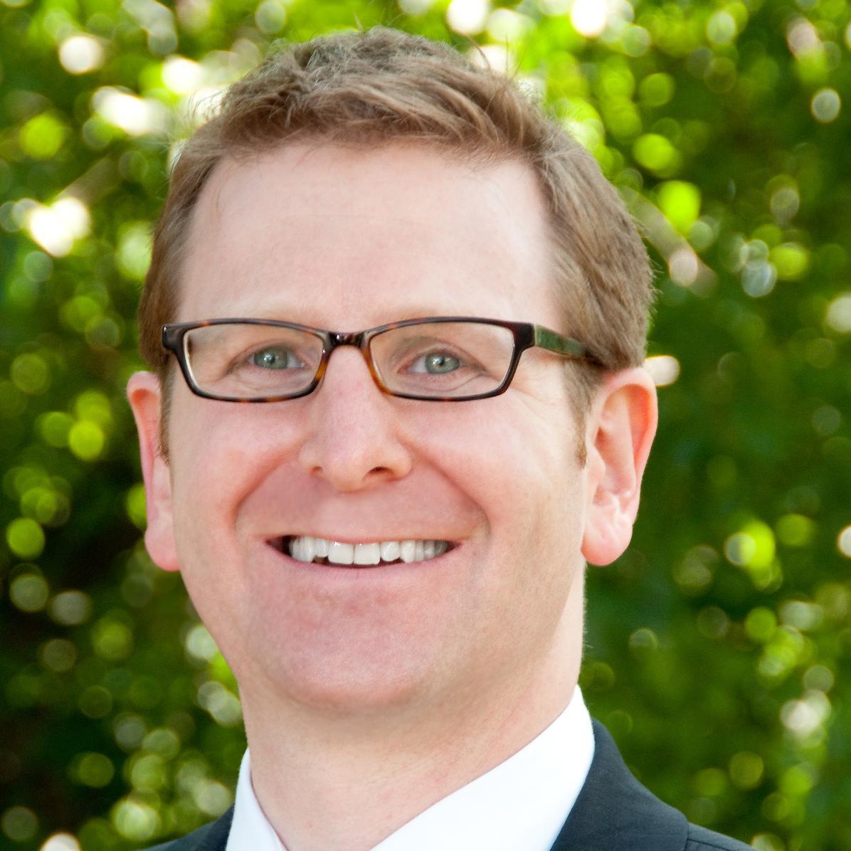 Experienced banking strategist/innovator at Finalta (@McKSolutions), founded GreenChoice Bank, was at @NorthHighland, LaSalle Bank. These are my personal views