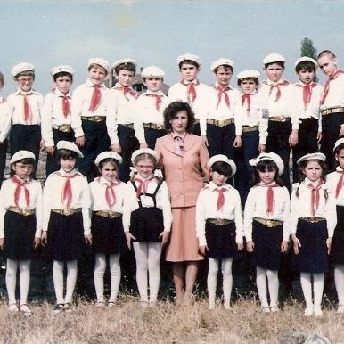 TrumptonAcad's profile picture. We are passionately committed to inspiring the youth of Trumpton to strive for new heights of academic achievement and biscuit manufacturing.