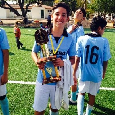 hola soy andy Jasso y me gusta el fútbol jajaj daa 3