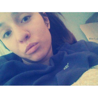 15.Que yo valgo lo mismo o más estando contigo que sin ti.✌ ¿Eres feliz o solo sonries? ⓜ ⓢ ⓣ ⓒ ⓘ ♡Lasmejores!