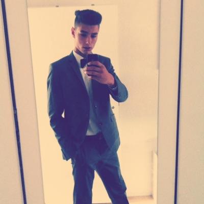 look by my friend @S_Nike_ don't forget follow @S_Nike_ too ;) thank's
facebook -- stipe vertheim
snapchat -- stjepanvertheim
instagram -- S_Nike_