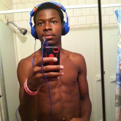 love relationships 6'4 love to play ball single and looking