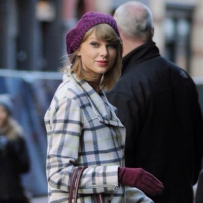 Taylor Swift news and updates on the spot.