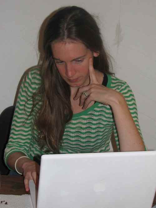 Horrendously busy working and parenting 2 young children. I tweet when I should be sleeping.