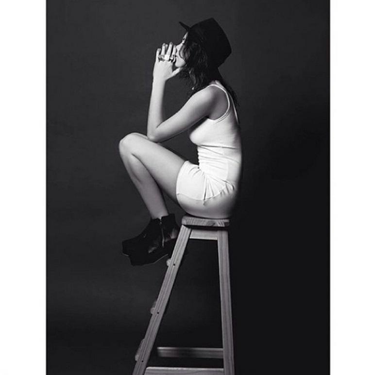 Estudiante de Artes|Singer|Composer / ''If God with me, no one on me.''♥ #PonePlay✌