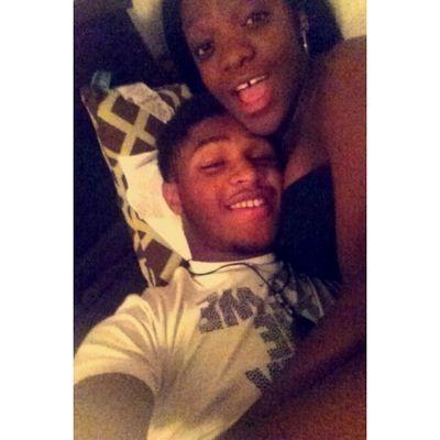 flipmybirdsup's profile picture. I know who I am worry about yourself