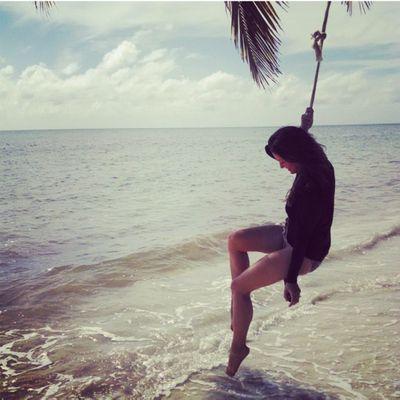 celebritykitsch's profile picture. your shocks are fine but my struts are better.