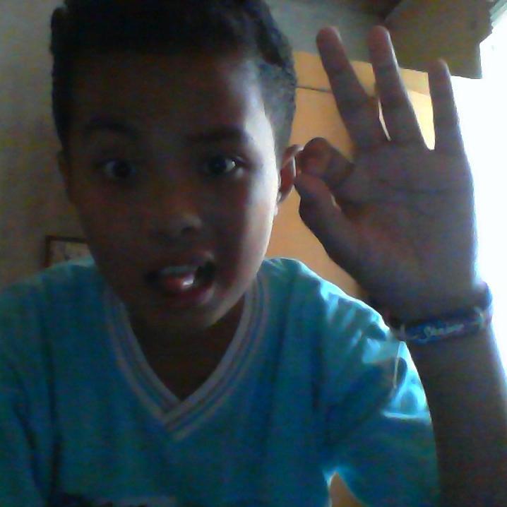 GWAPO AKO!!! Digaa ? :)  SALAMAT  :P