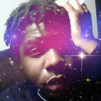 I keep a small circle of real niggas wit me #Team No Lackin Squad shit only