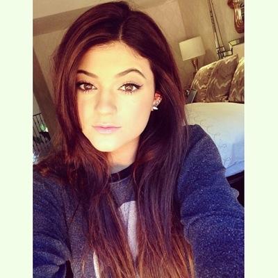 Just a girl who loves her prince more then anything you mean the world to me babe