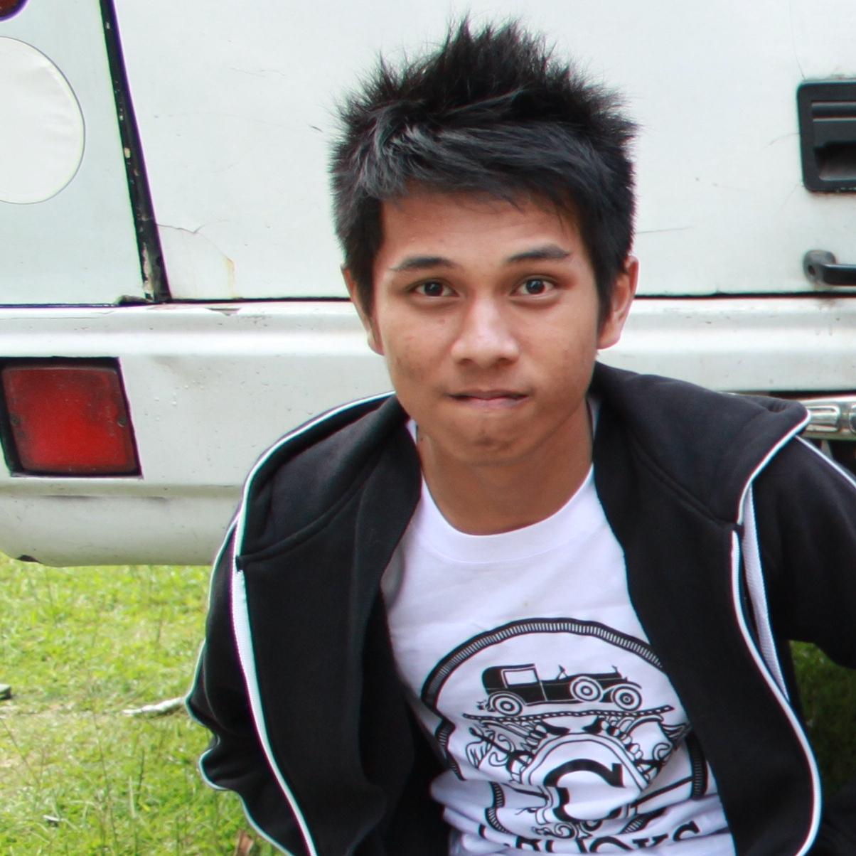 Luschifer's profile picture. | Game | Puzzle | Music | Basket |