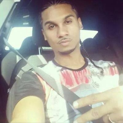 gabycolom's profile picture. 