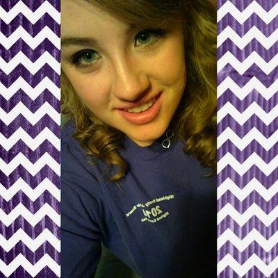18. Friends. Family. Hunt. Fish. Chevy. NHS. FFA President. Country Music. Farm Kid. BBN. SnapChat: julienicole1996 .Taken by @BelakDeer96 :)
