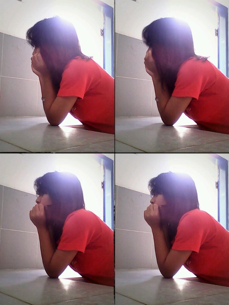 deathekid_11's profile picture. 