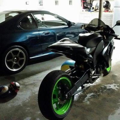 Izzyzx10's profile picture. 