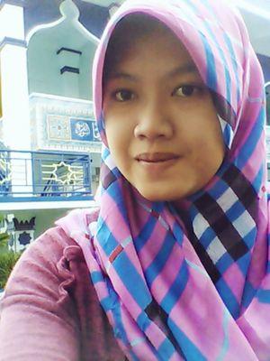 riniapriani2014's profile picture. Aries