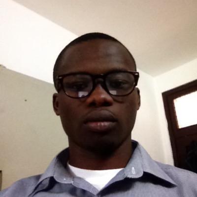 EmmantebTengue's profile picture. 