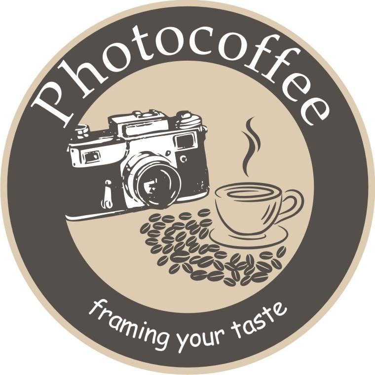 Photocoffee adalah sebuah brand yang ingin mewujudkan wadah  komunikasi yang independen & ekspresif bagi para pelaku, penikmat fotografi dan kopi