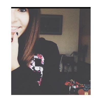 ale_dona45's profile picture. //∂ιяє¢тισиєя//ιтαℓу//αℓєѕѕια//14// ℓσνє σиє ∂ιяє¢тισи//hαzzα//иєℓℓσ//∂ʝ мαℓιк//тσммσ//ℓιαмσ// иιαℓℓ ιѕ му ∂яυg.//niall follow me.//