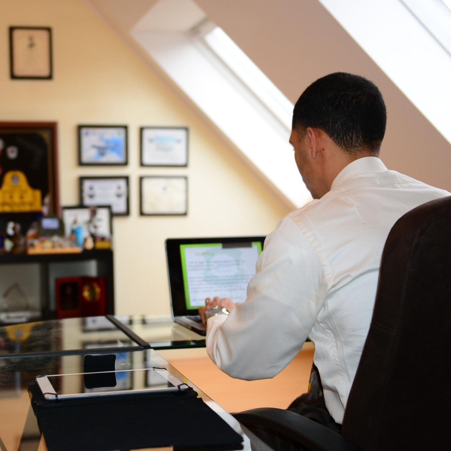 GabProfessional's profile picture. 