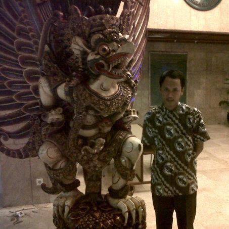 herfensyahafen_'s profile picture. @lelaki_sesUATU` HARUS `di `barengi dengan` ikhtiar & `Do'a`