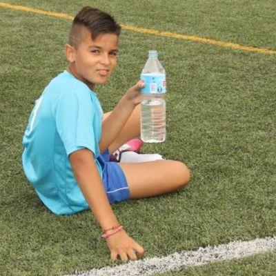 Fran Meteorito chico deportista , aficionado al fubol / instagram:Meteorito10