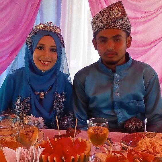 ALLAH tidak pernah merampas apa yang kita sayang. Sebaliknya Dia menggantikan dengan yang lebih baik daripada itu. ALLAH Maha Adil :') ♥♥ my love muhammad faiz