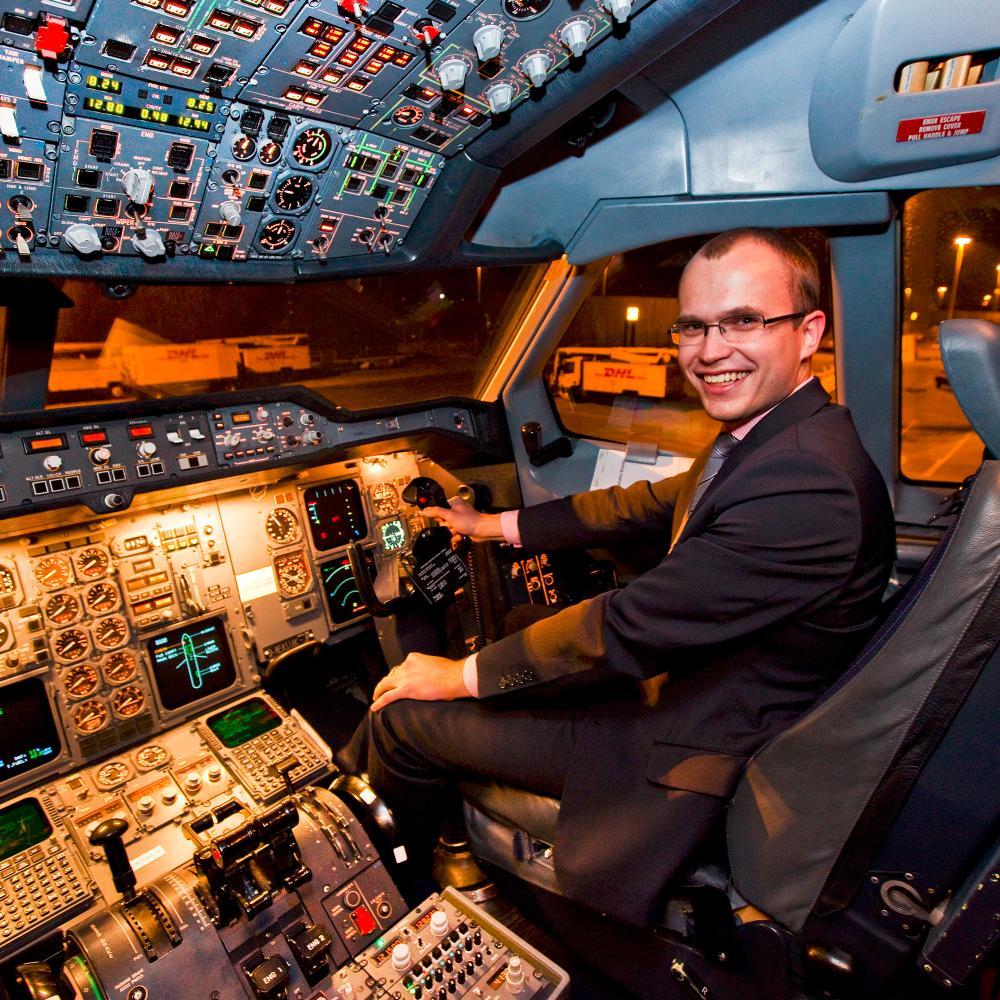 mkivimae's profile picture. Bringing together #SCM sector. Helping #logistics , #industry and #commercial companies to move up in their value chain #conferences #seminars #trainings