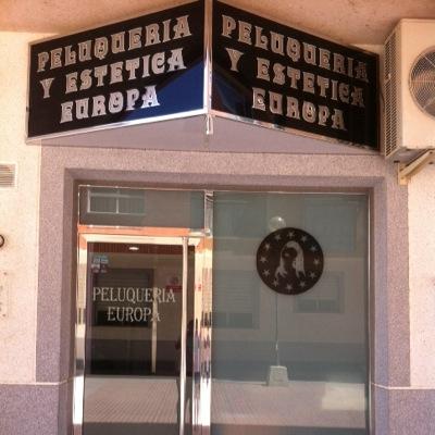 Peluqueria Europa. C/Señor de la penitencia S/N Lorca, Murcia. Tel: 968 47 11 55.