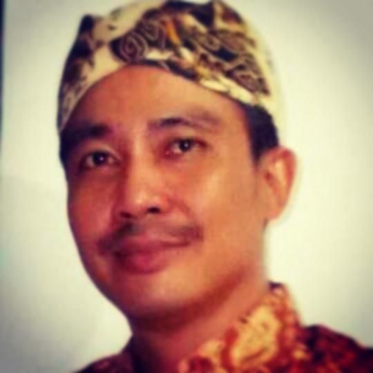 Seniman cirebon | PUTRA dari sang #maestrotarling ,..Pewaris Tarling . PADEPOKAN ABDUL ADJIB. iG : 
https://t.co/sYDXpPLxnh