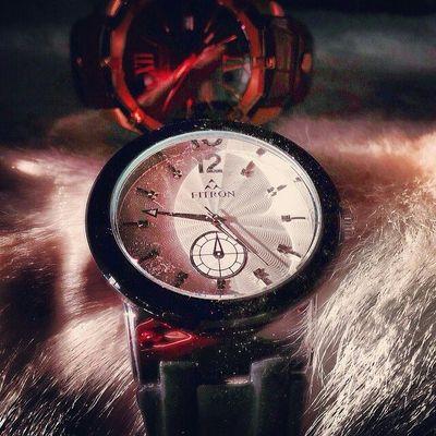 ‏‏لٱ غٱب ﻋﻧڳ ٱﻟﻟي ﻣن ٱﻟﻧٱس ﺗﻏﻟﯾﮪه.                                                                       ﺗضـﯾق ﻧﻓﺳڳ ﻣن ﺟﻣﯾـعَ ٱﻟﺧﻟاﯾق.@.: