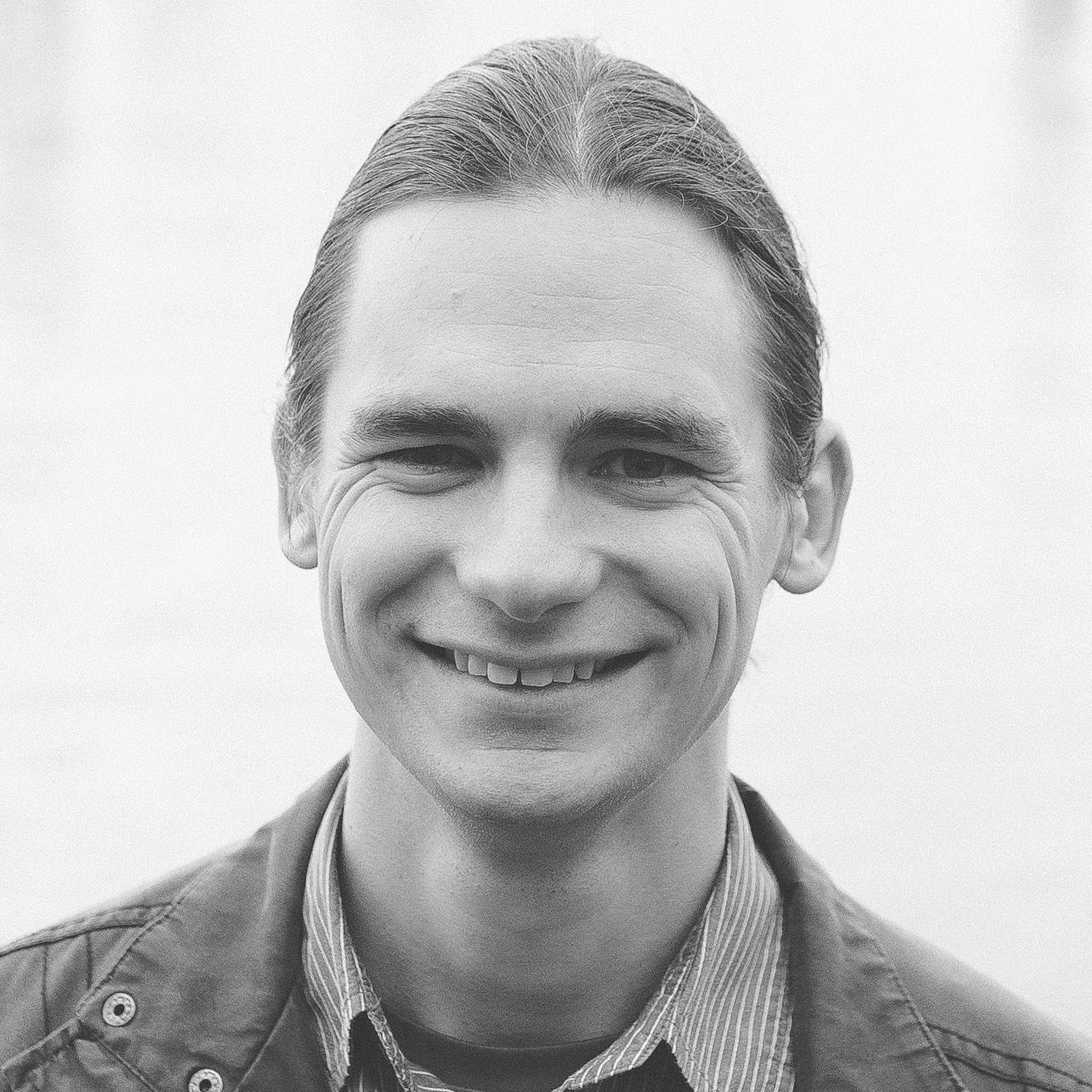 User experience enthusiast. Fixer and maker of things. Building stuff @dayshape. Occassionally helping with @uxedinburgh.