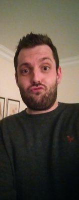 Adamhunt86's profile picture. 