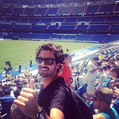 Palmeirense! casado com a pessoa mais espetacular que existe e pai da Maria Flor (maior presente que Deus me deu). Treinador de futebol e personal soccer.
